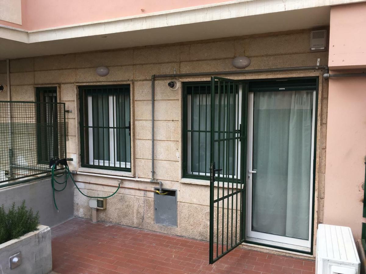 Cooper Apartment Genoa Bagian luar foto