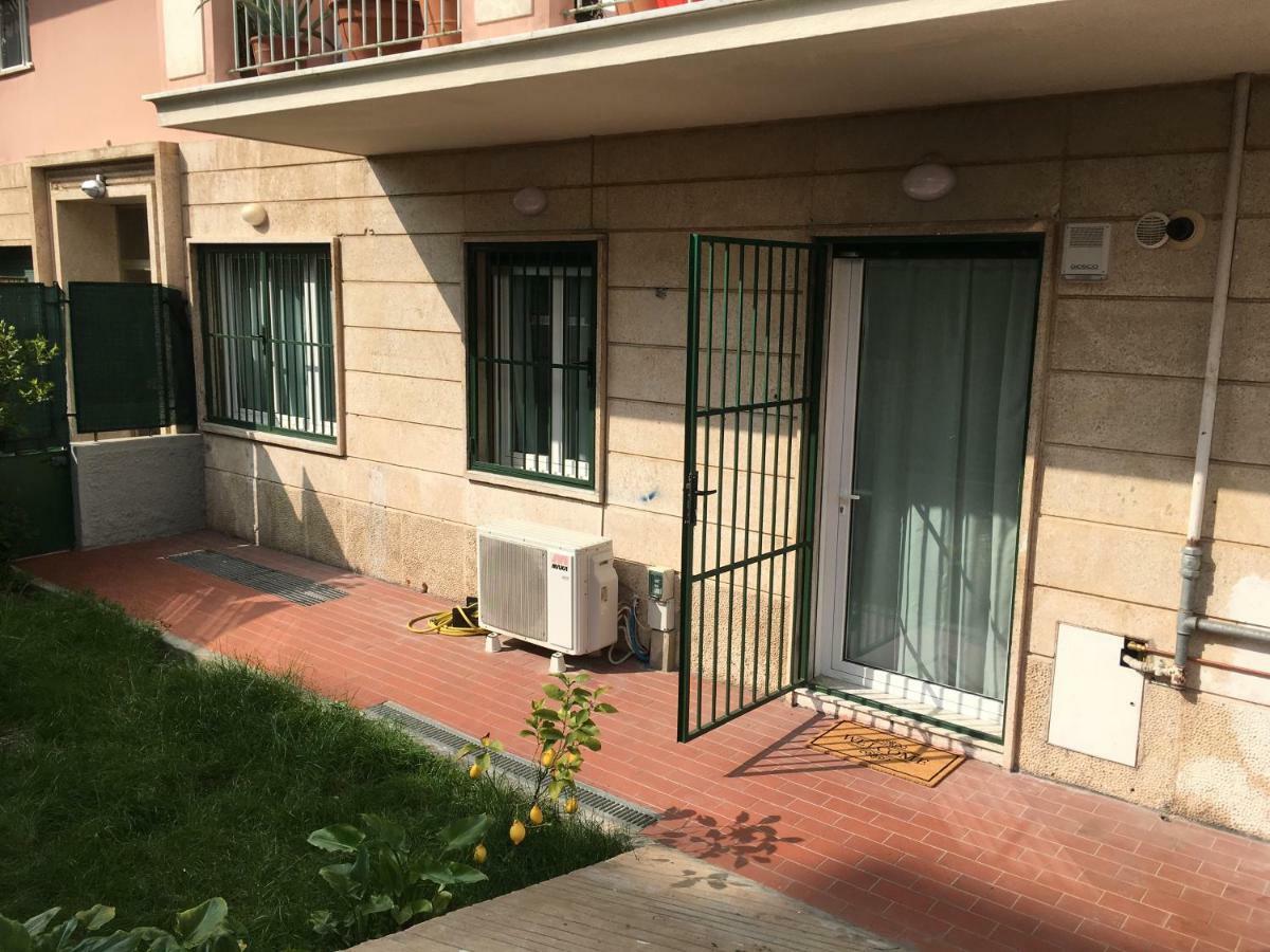 Cooper Apartment Genoa Bagian luar foto